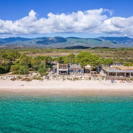 Cala Rossa Pieds Dans L'eau Porto-vecchio * Lecci