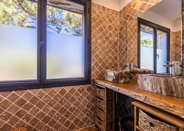 Cala Rossa Pieds Dans L'eau Porto-vecchio